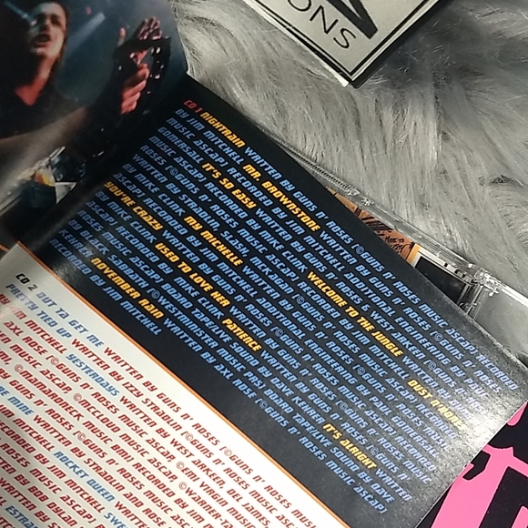 Guns N' Roses: Era 87-93, 2 CD set - Picture 11 of 16